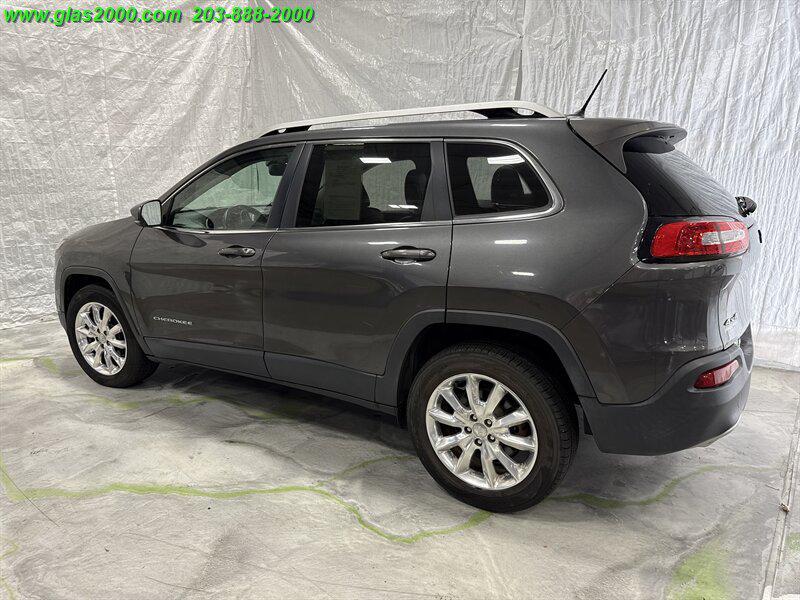 used 2015 Jeep Cherokee car, priced at $12,999