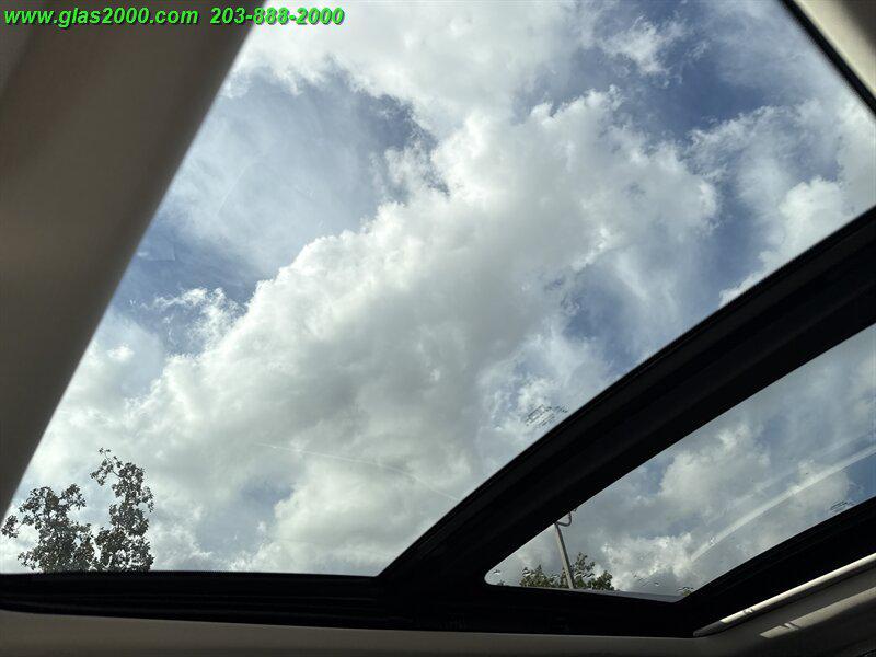 used 2015 Jeep Cherokee car, priced at $12,999