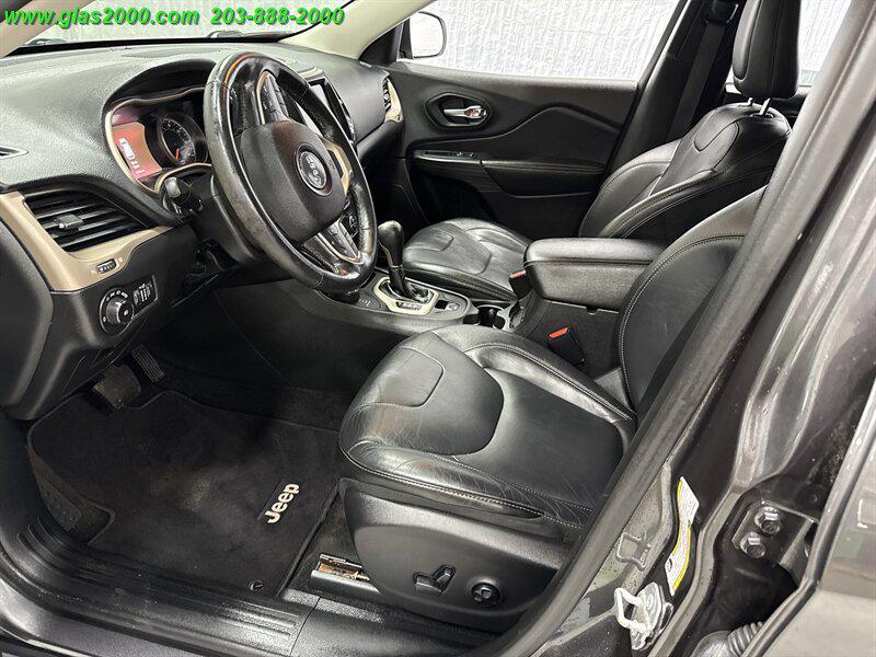 used 2015 Jeep Cherokee car, priced at $12,999