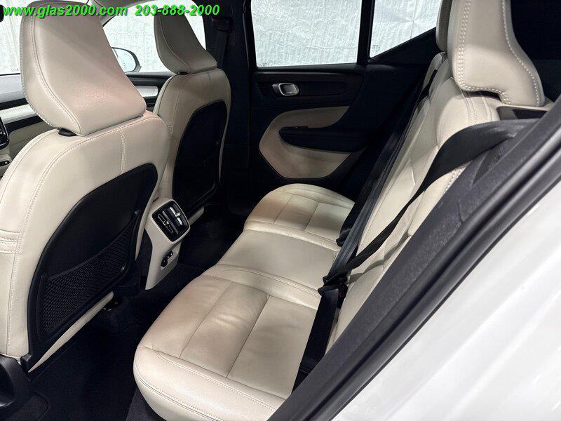 used 2022 Volvo XC40 car, priced at $17,999