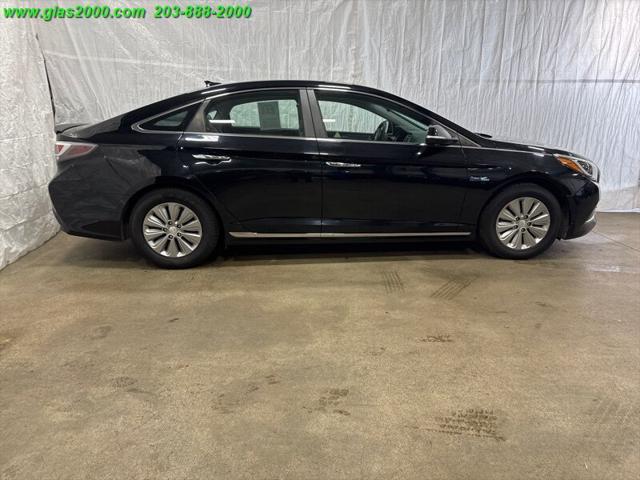 used 2016 Hyundai Sonata Hybrid car, priced at $9,999