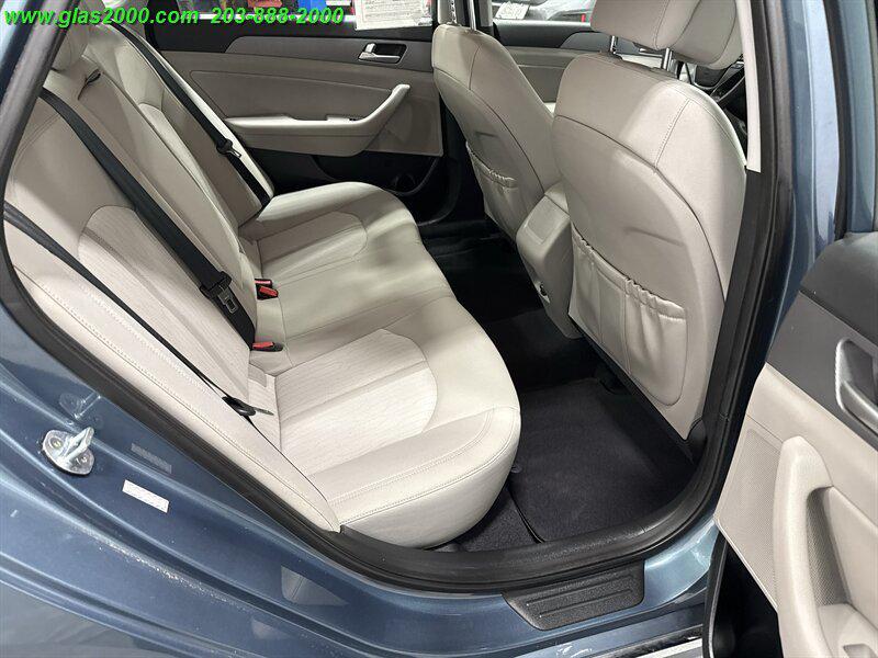 used 2016 Hyundai Sonata Hybrid car, priced at $11,999