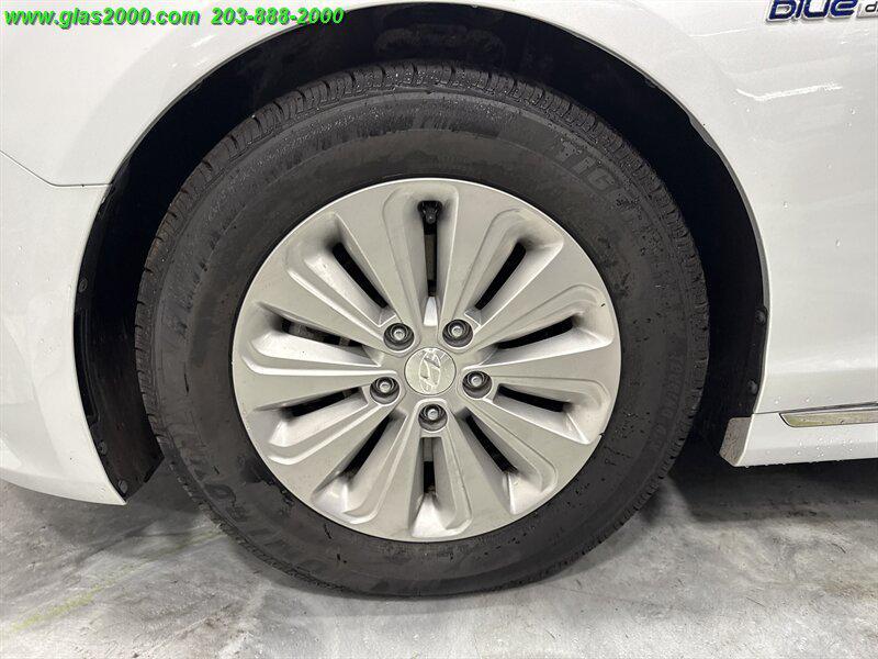 used 2016 Hyundai Sonata Hybrid car, priced at $11,999