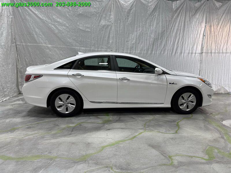 used 2015 Hyundai Sonata Hybrid car, priced at $9,999