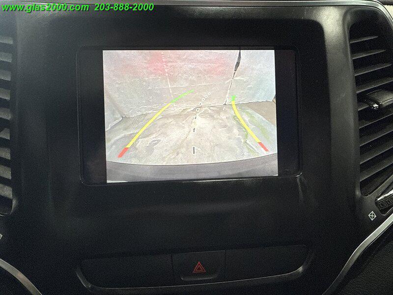 used 2019 Jeep Cherokee car, priced at $17,999