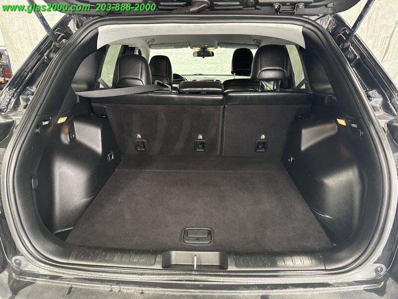 used 2019 Jeep Cherokee car, priced at $17,999