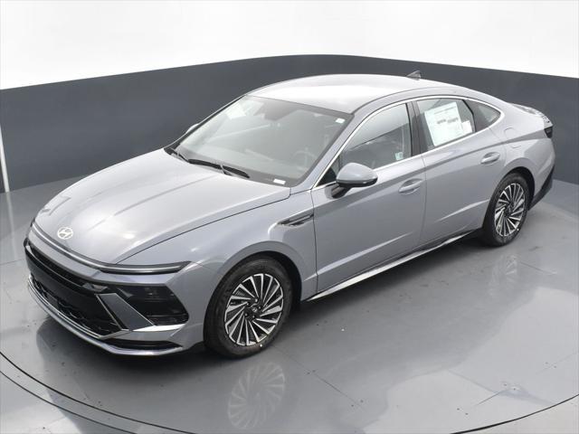 new 2024 Hyundai Sonata Hybrid car, priced at $28,558