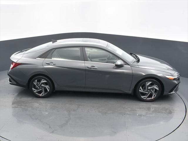 new 2025 Hyundai Elantra car, priced at $24,115