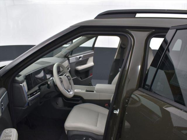 new 2025 Hyundai Santa Fe car, priced at $42,226