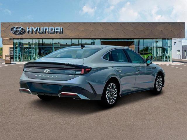 new 2025 Hyundai Sonata Hybrid car, priced at $37,254
