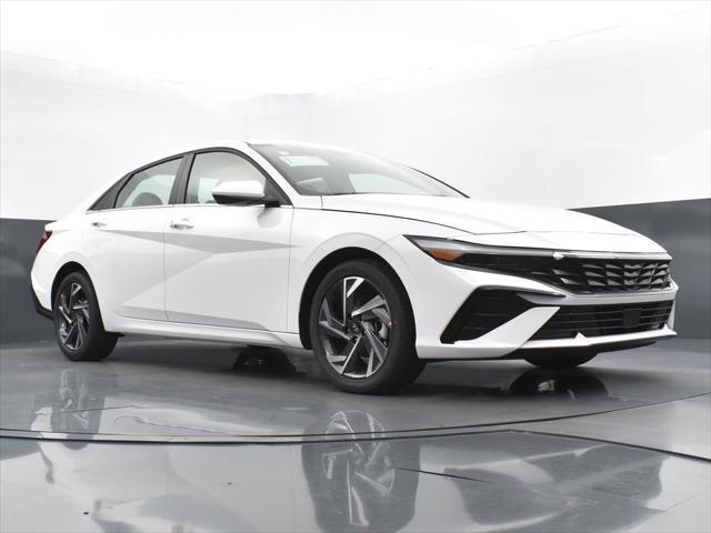 new 2024 Hyundai Elantra car, priced at $23,118