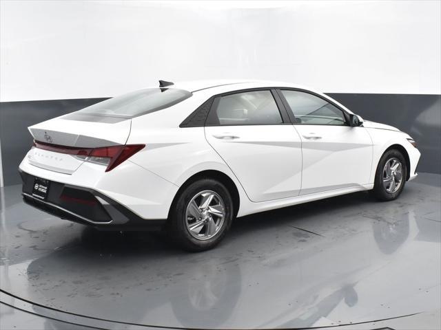 new 2025 Hyundai Elantra car, priced at $22,673