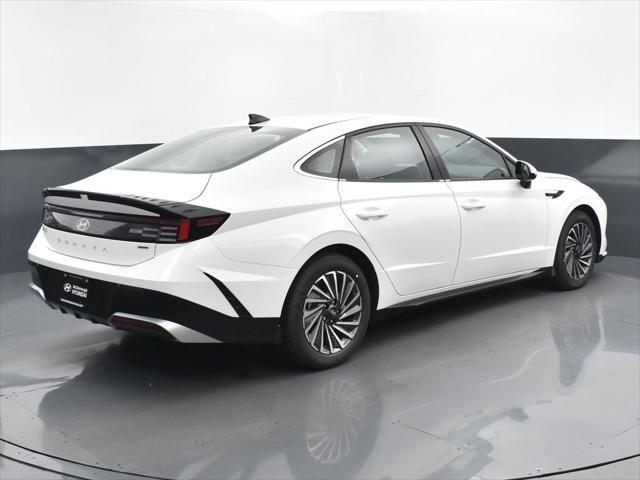 new 2024 Hyundai Sonata Hybrid car, priced at $27,963