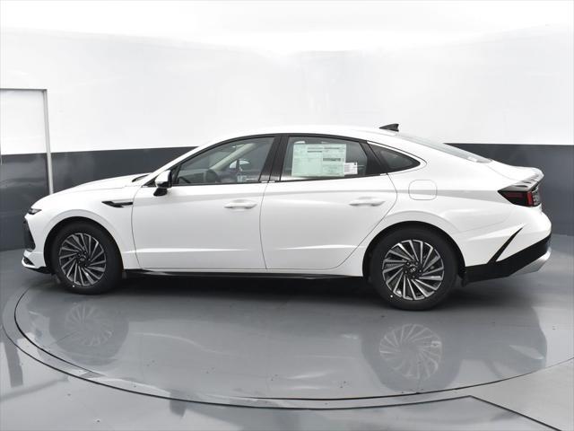 new 2024 Hyundai Sonata Hybrid car, priced at $27,963