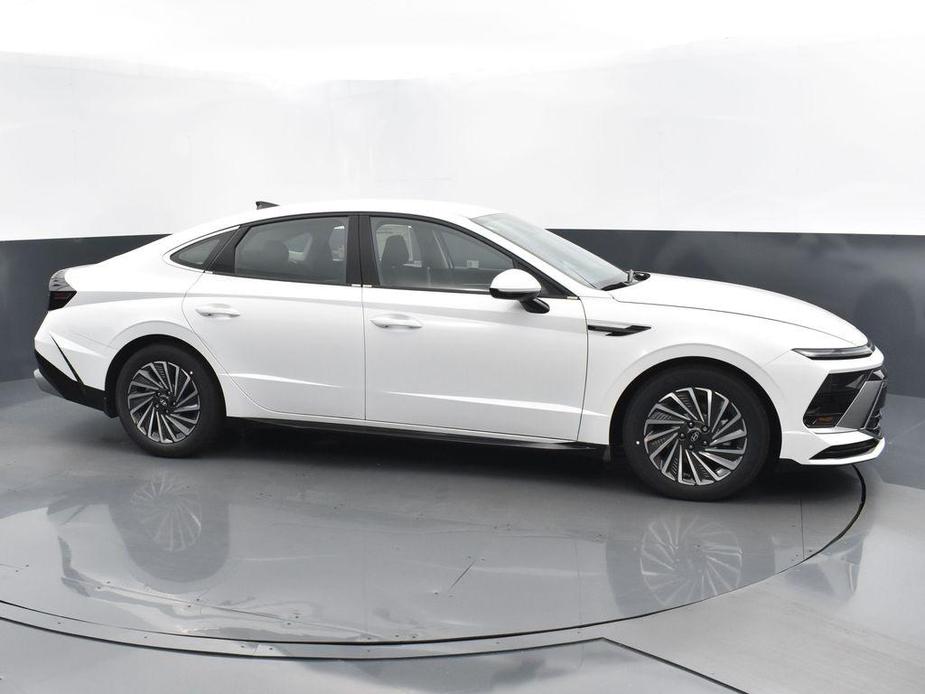 new 2024 Hyundai Sonata Hybrid car, priced at $29,540