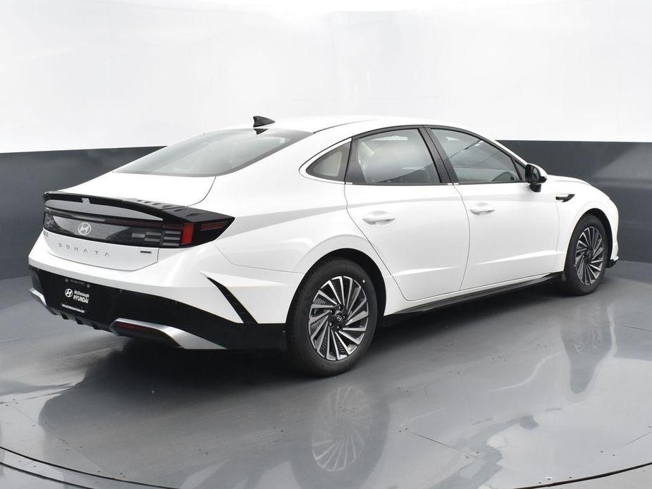 new 2024 Hyundai Sonata Hybrid car, priced at $29,540