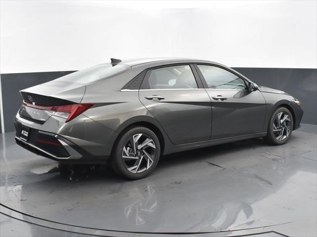 new 2025 Hyundai Elantra car, priced at $24,305