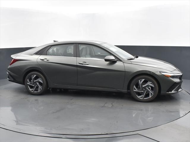 new 2025 Hyundai Elantra car, priced at $24,305