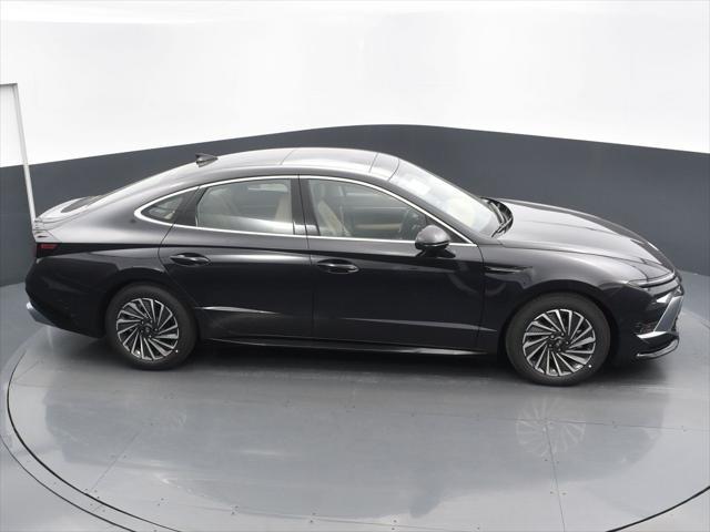 new 2025 Hyundai Sonata Hybrid car, priced at $36,430