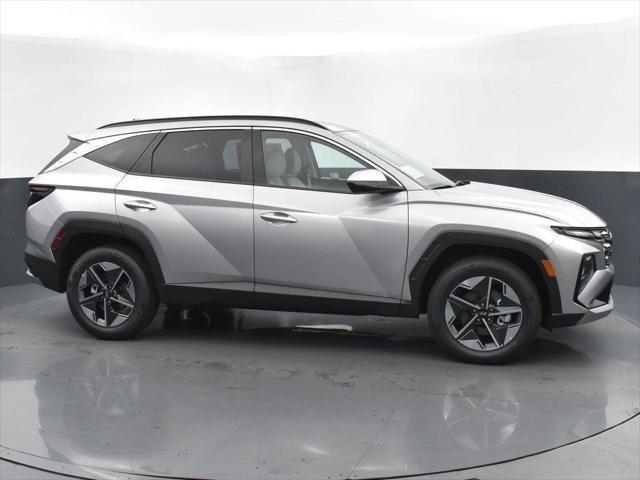 new 2025 Hyundai TUCSON Hybrid car, priced at $36,441