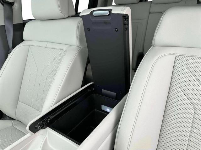 new 2025 Hyundai Santa Fe car, priced at $34,922