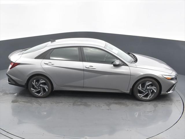 new 2025 Hyundai Elantra car, priced at $21,990