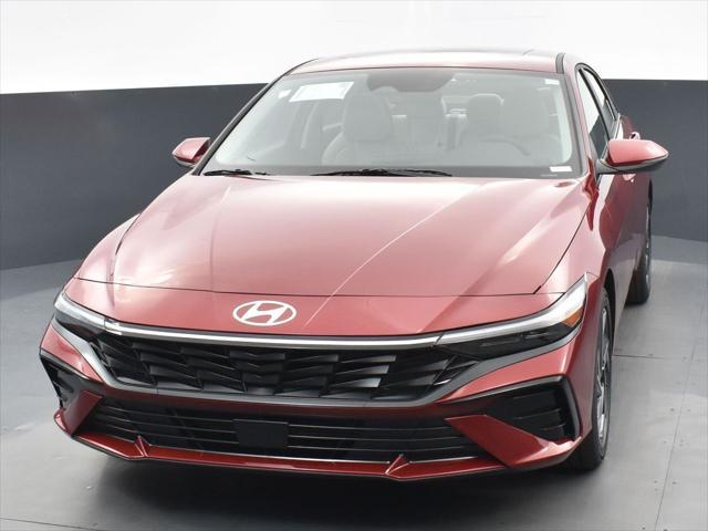 new 2025 Hyundai Elantra car, priced at $25,560