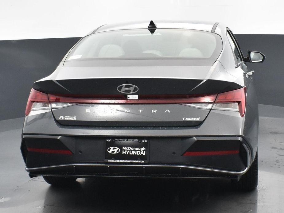 new 2024 Hyundai Elantra car, priced at $25,428