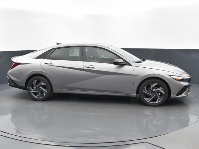 new 2025 Hyundai Elantra car, priced at $21,940