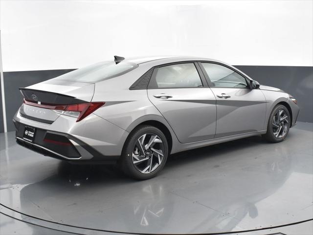 new 2025 Hyundai Elantra car, priced at $21,940