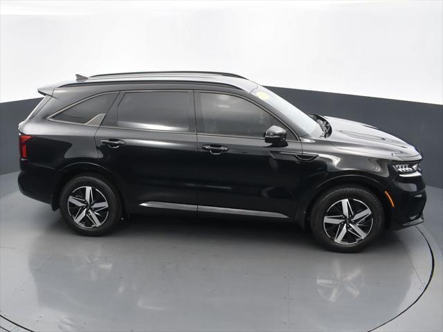 used 2023 Kia Sorento car, priced at $31,163