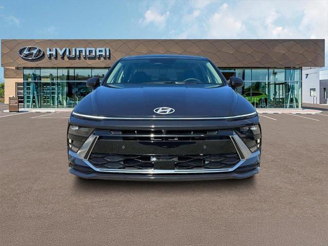 new 2025 Hyundai Sonata Hybrid car, priced at $37,703