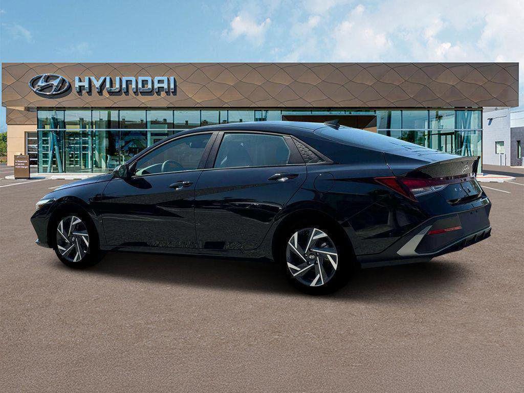 new 2025 Hyundai Elantra car, priced at $20,000