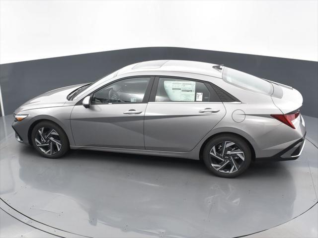 new 2024 Hyundai Elantra car, priced at $24,245