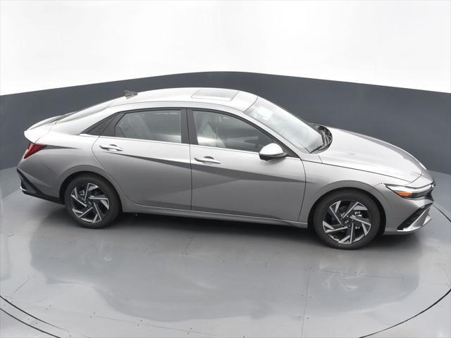 new 2024 Hyundai Elantra car, priced at $24,245