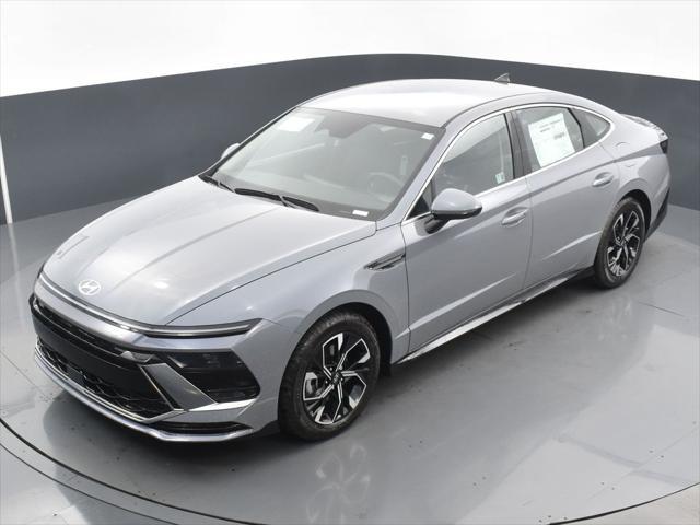 new 2025 Hyundai Sonata car, priced at $28,834