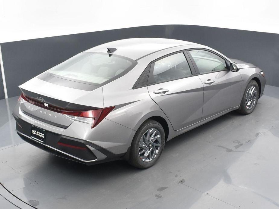 new 2024 Hyundai Elantra car, priced at $24,755
