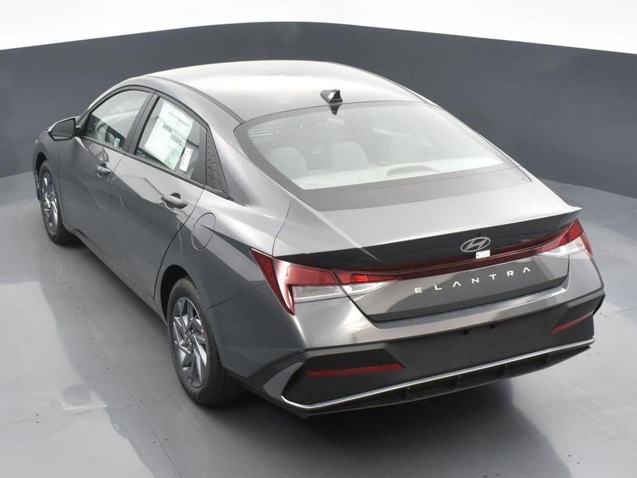 new 2024 Hyundai Elantra car, priced at $22,810