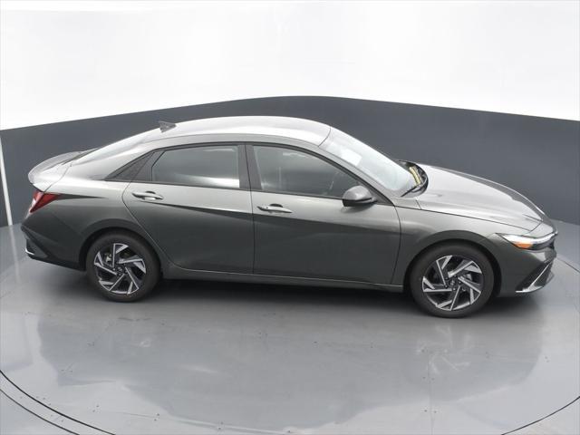 new 2025 Hyundai Elantra car, priced at $20,960