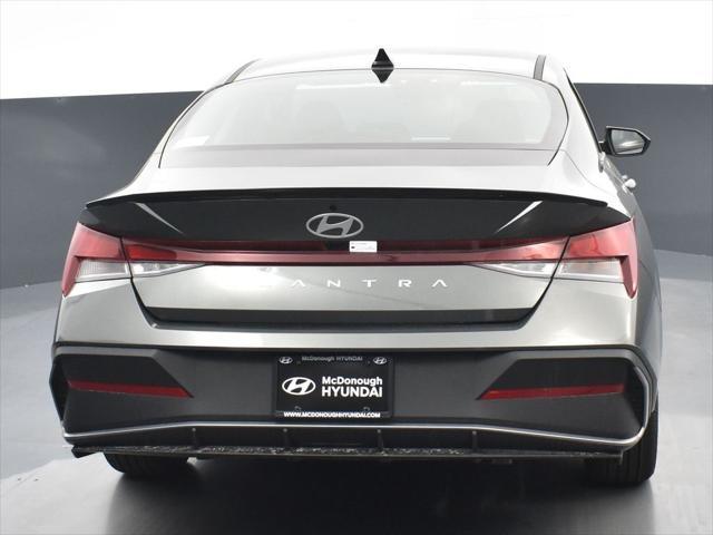 new 2025 Hyundai Elantra car, priced at $20,960