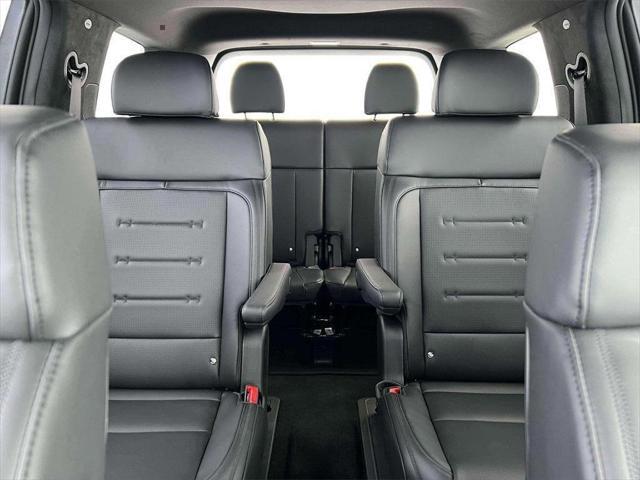 new 2025 Hyundai SANTA FE HEV car, priced at $47,723