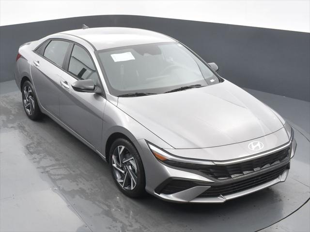 new 2025 Hyundai Elantra car, priced at $23,308