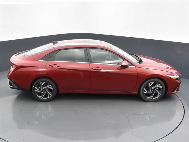 new 2025 Hyundai Elantra car, priced at $25,030