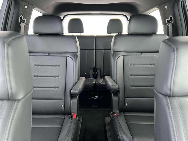 new 2025 Hyundai SANTA FE HEV car, priced at $47,401