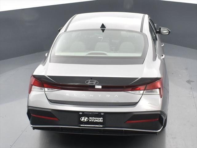 new 2024 Hyundai Elantra car, priced at $22,678