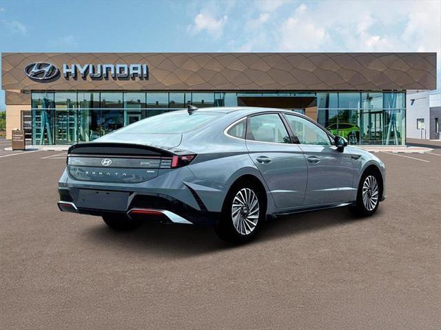 new 2025 Hyundai Sonata Hybrid car, priced at $31,085