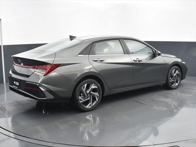 new 2025 Hyundai Elantra car, priced at $23,735