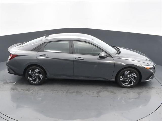 new 2025 Hyundai Elantra car, priced at $21,990