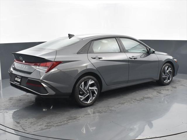 new 2025 Hyundai Elantra car, priced at $21,990