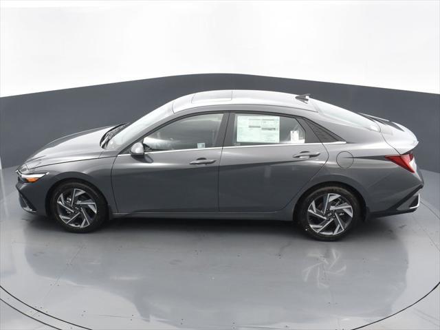 new 2025 Hyundai Elantra car, priced at $24,315